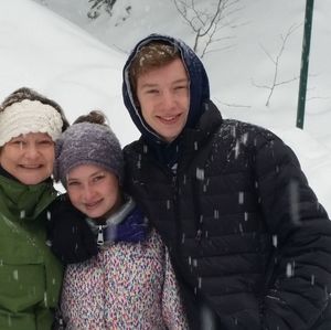 Meet your Posher, Chloe